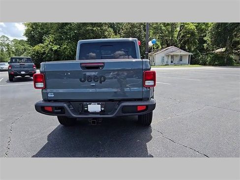 New 2025 Jeep Gladiator Sport w/ Premium Package image 33