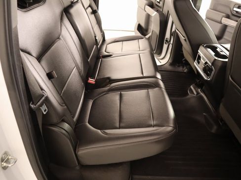 Used 2020 Chevrolet Silverado 2500 LTZ w/ LTZ Texas Edition image 14