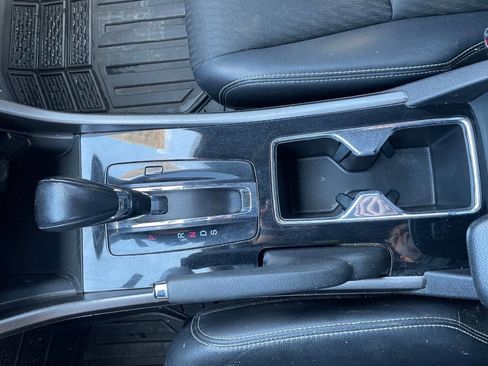 Used 2017 Honda Accord Sport image 48