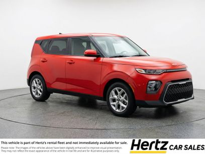 Used 2025 Kia Soul LX w/ LX Technology Package