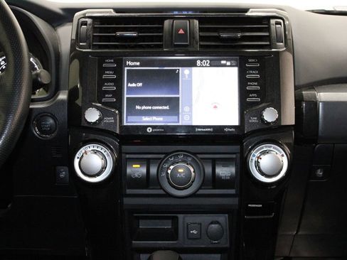 Used 2023 Toyota 4Runner TRD Off-Road Premium image 32