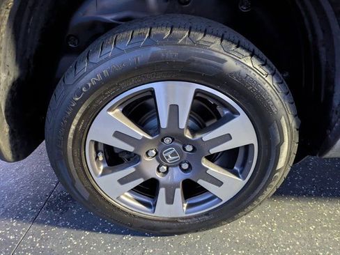 Used 2017 Honda Ridgeline RTL-T image 12