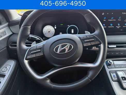 Used 2024 Hyundai Palisade SEL w/ Premium Package FWD image 18