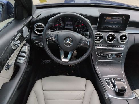 Used 2017 Mercedes-Benz C 300 4MATIC Sedan image 15