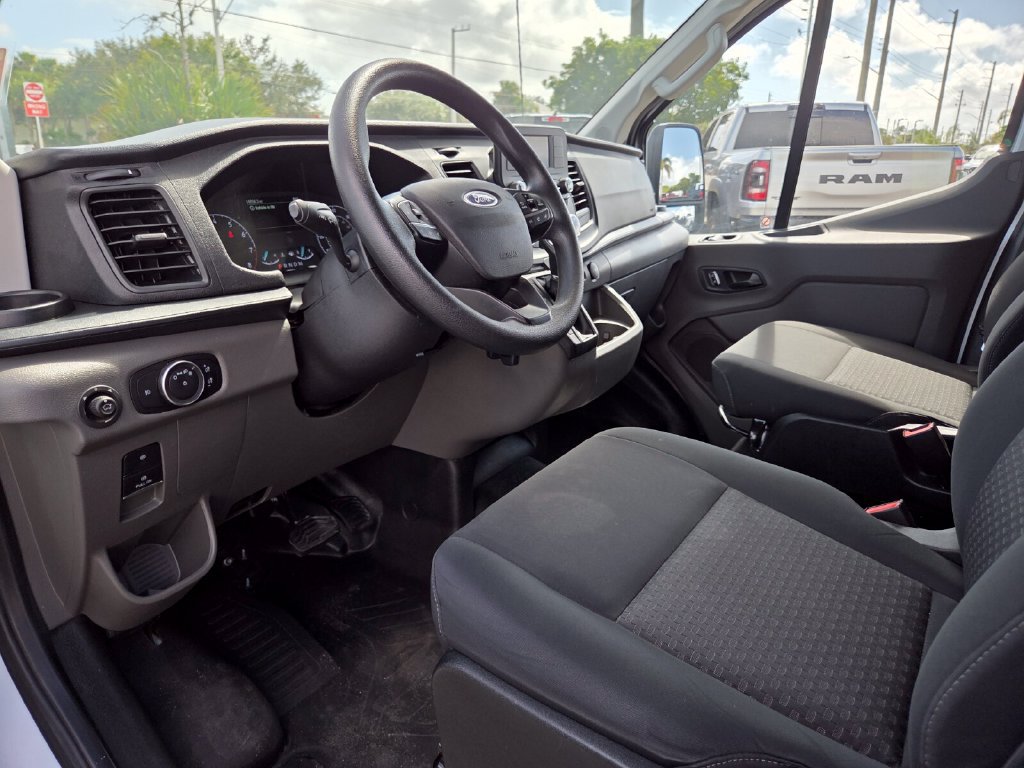 Used 2025 Ford Transit 250 Low Roof w/ Exterior Upgrade Package RWD image 27