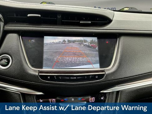 Used 2017 Cadillac XT5 Luxury w/ Driver Awareness Package AWD/4WD image 18