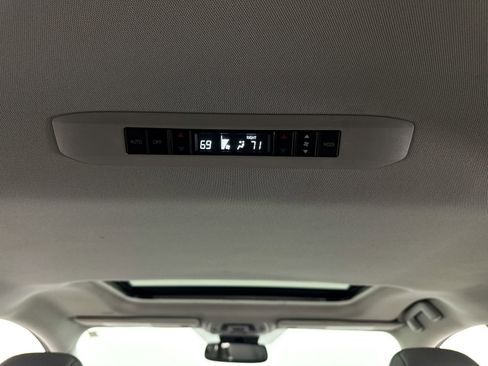 Used 2023 Toyota Sienna XLE w/ Protection Package (TMS) FWD image 29