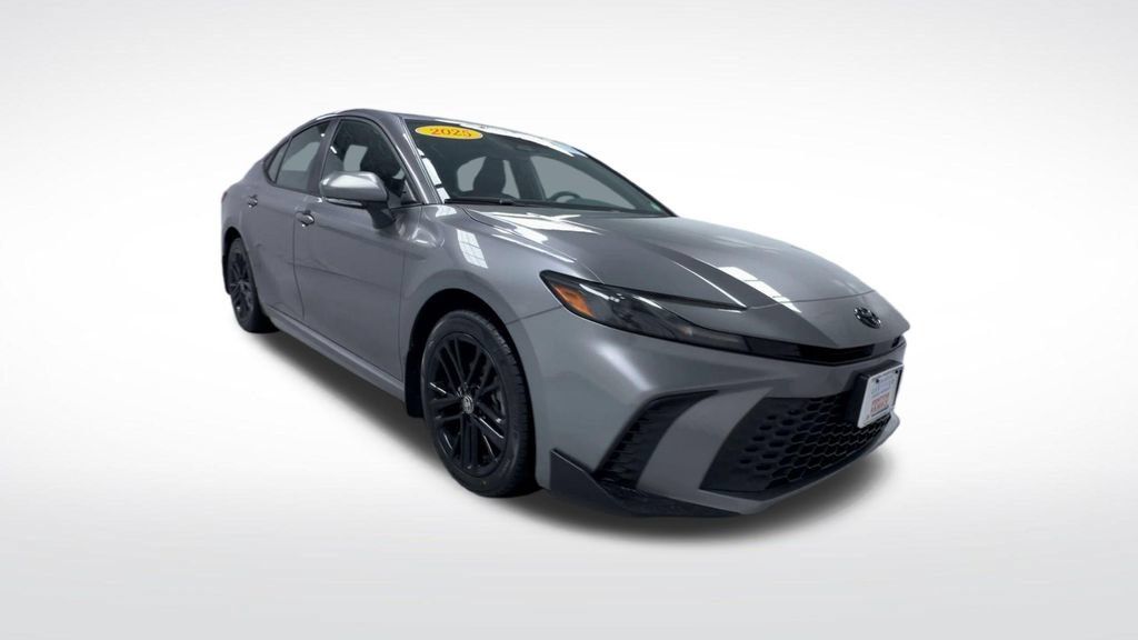 Used 2025 Toyota Camry SE w/ Convenience Package AWD/4WD image 20