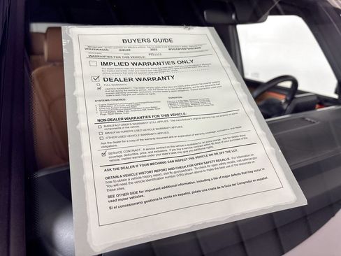 Certified 2025 Volkswagen ID. Buzz Pro S RWD image 25
