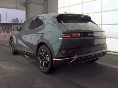 Used 2023 Hyundai Ioniq 5 SEL w/ Cargo Package AWD/4WD image 8