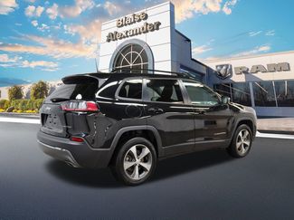 Used 2022 Jeep Cherokee Limited video 3