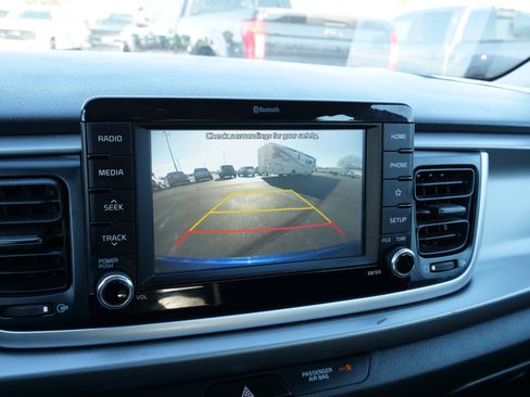 Used 2020 Kia Rio S image 26