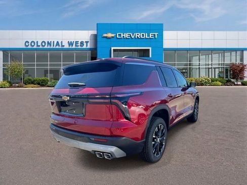Used 2026 Chevrolet Traverse LT w/ Sun and Wheel Package AWD/4WD image 5