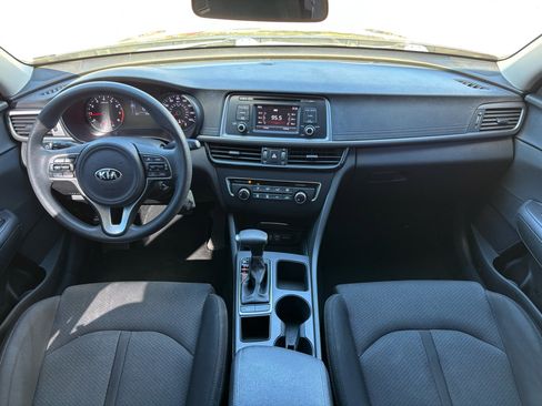 Used 2017 Kia Optima LX image 16