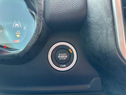 Certified 2025 RAM 1500 Big Horn image 24