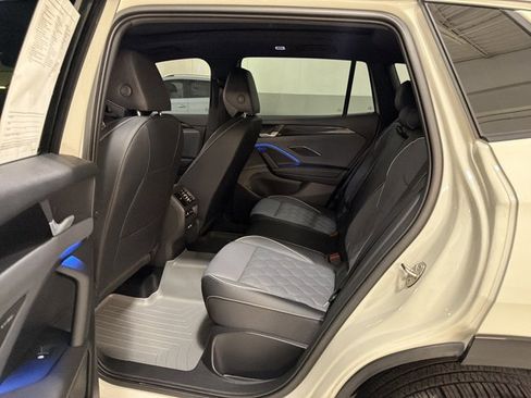 Certified 2026 Volkswagen Tiguan SEL R-Line image 22