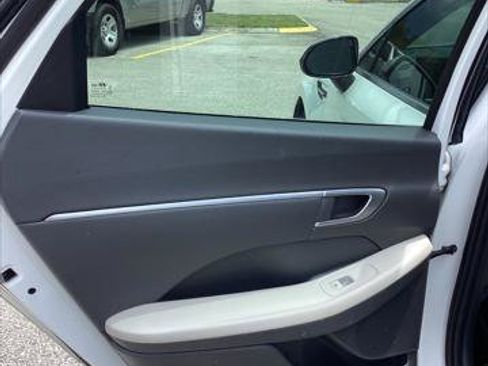 Used 2024 Hyundai Sonata SEL FWD image 13