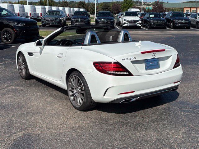 Certified 2017 Mercedes-Benz SLC 300 image 18