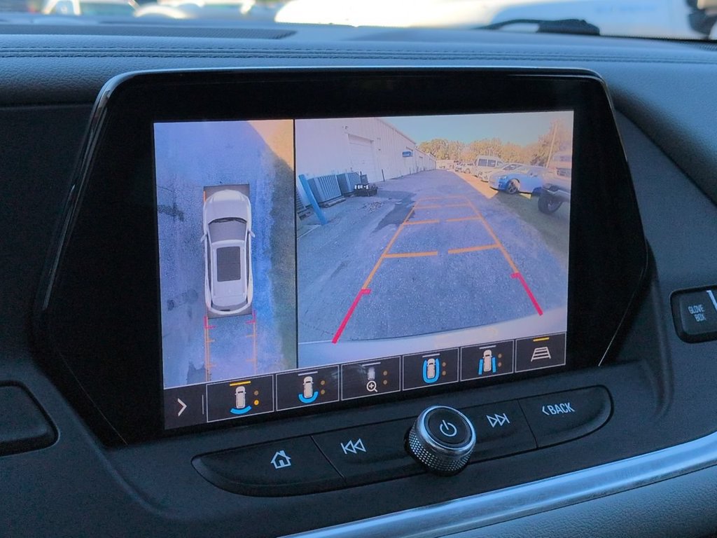 Used 2019 Chevrolet Blazer LT w/ Sound & Technology Package FWD image 21