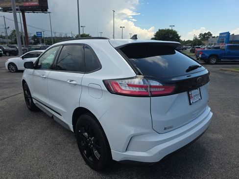 Used 2023 Ford Edge SE w/ Black Appearance Package AWD/4WD image 6