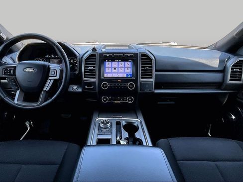 Used 2019 Ford Expedition XLT RWD image 16