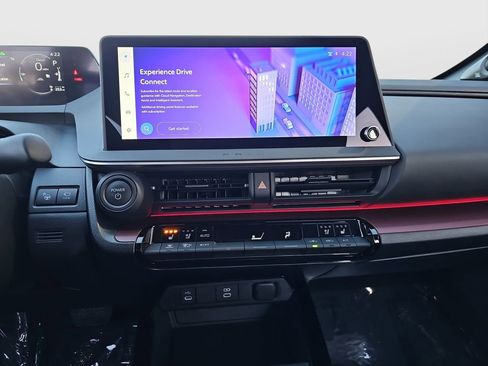 Certified 2025 Toyota Prius Plug-In Hybrid image 14