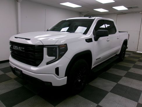 Used 2023 GMC Sierra 1500 Elevation w/ Preferred Package AWD/4WD image 1