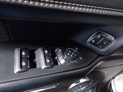 Used 2021 Ford Expedition Max Limited AWD/4WD image 22