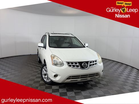 Used 2013 Nissan Rogue SL image 1