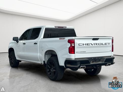 Used 2021 Chevrolet Silverado 1500 LT Trail Boss w/ LPO, Dark Essentials Package AWD/4WD image 4