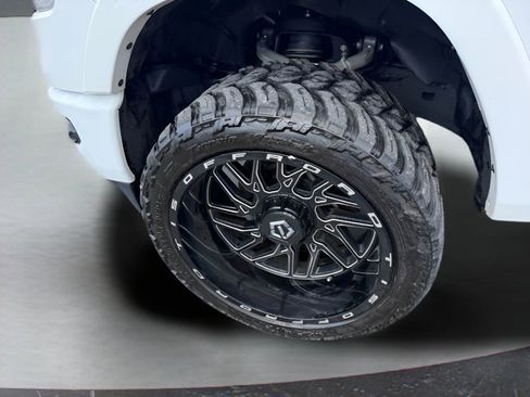 Used 2021 RAM 1500 Laramie w/ Sport Appearance Package image 14