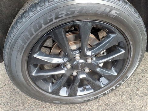 Used 2021 Jeep Grand Cherokee Laredo X image 7