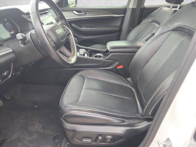 Used 2021 Jeep Grand Cherokee L Limited RWD image 12