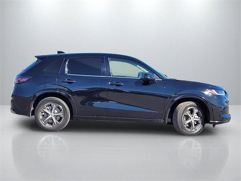 Used 2023 Honda HR-V EX-L image 3