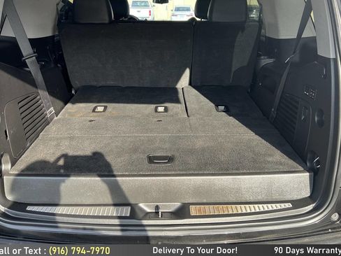 Used 2018 Cadillac Escalade Luxury image 27