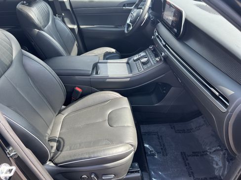 Used 2023 Hyundai Palisade Limited FWD image 14
