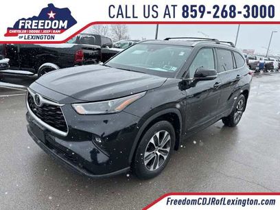 Used 2022 Toyota Highlander XLE