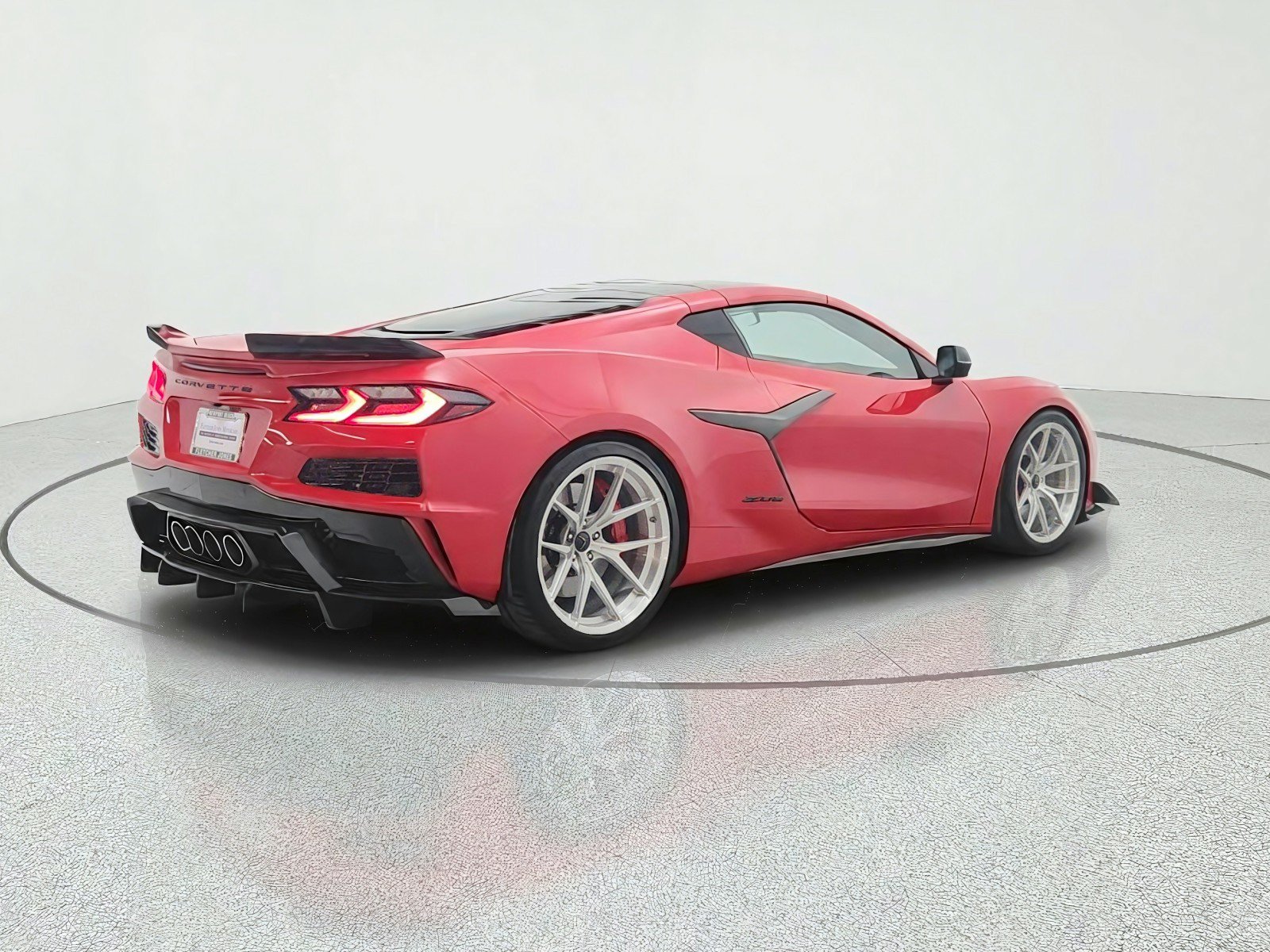 Used 2023 Chevrolet Corvette Z06 RWD image 5