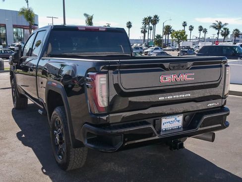 Used 2025 GMC Sierra 2500 AT4 AWD/4WD image 7