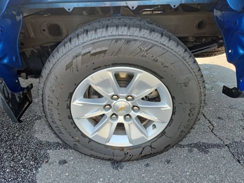Used 2025 Chevrolet Silverado 1500 LT RWD image 11