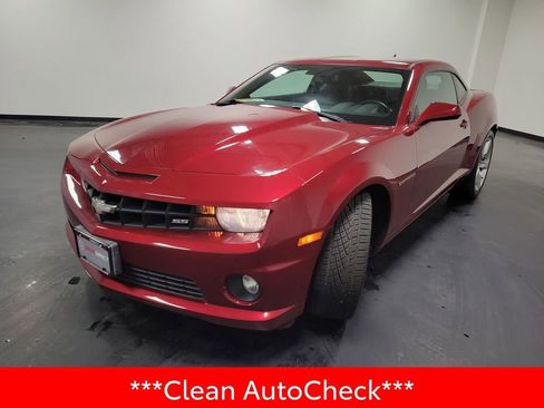 Used 2011 Chevrolet Camaro SS RWD image 4