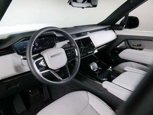 New 2026 Land Rover Range Rover Sport SE AWD/4WD image 17