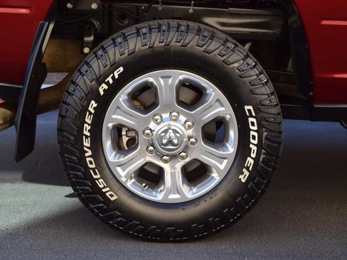 Used 2020 RAM 2500 Big Horn w/ Level 1 Equipment Group image 45