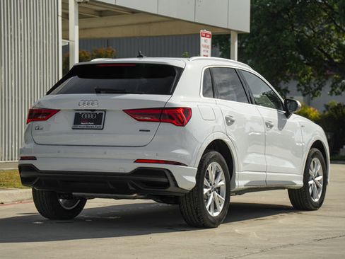 Certified 2025 Audi Q3 2.0T Premium Plus w/ Premium Plus Package image 5