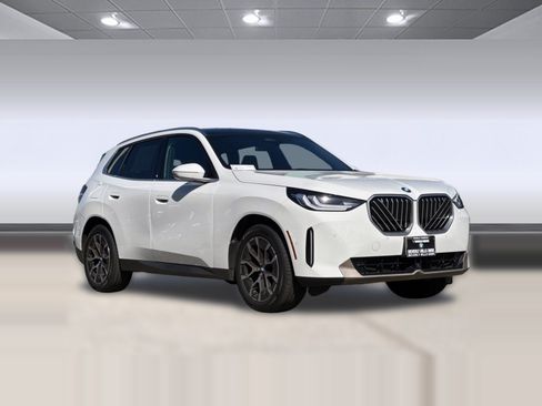 Used 2025 BMW X3 xDrive30i w/ Convenience Package AWD/4WD image 7