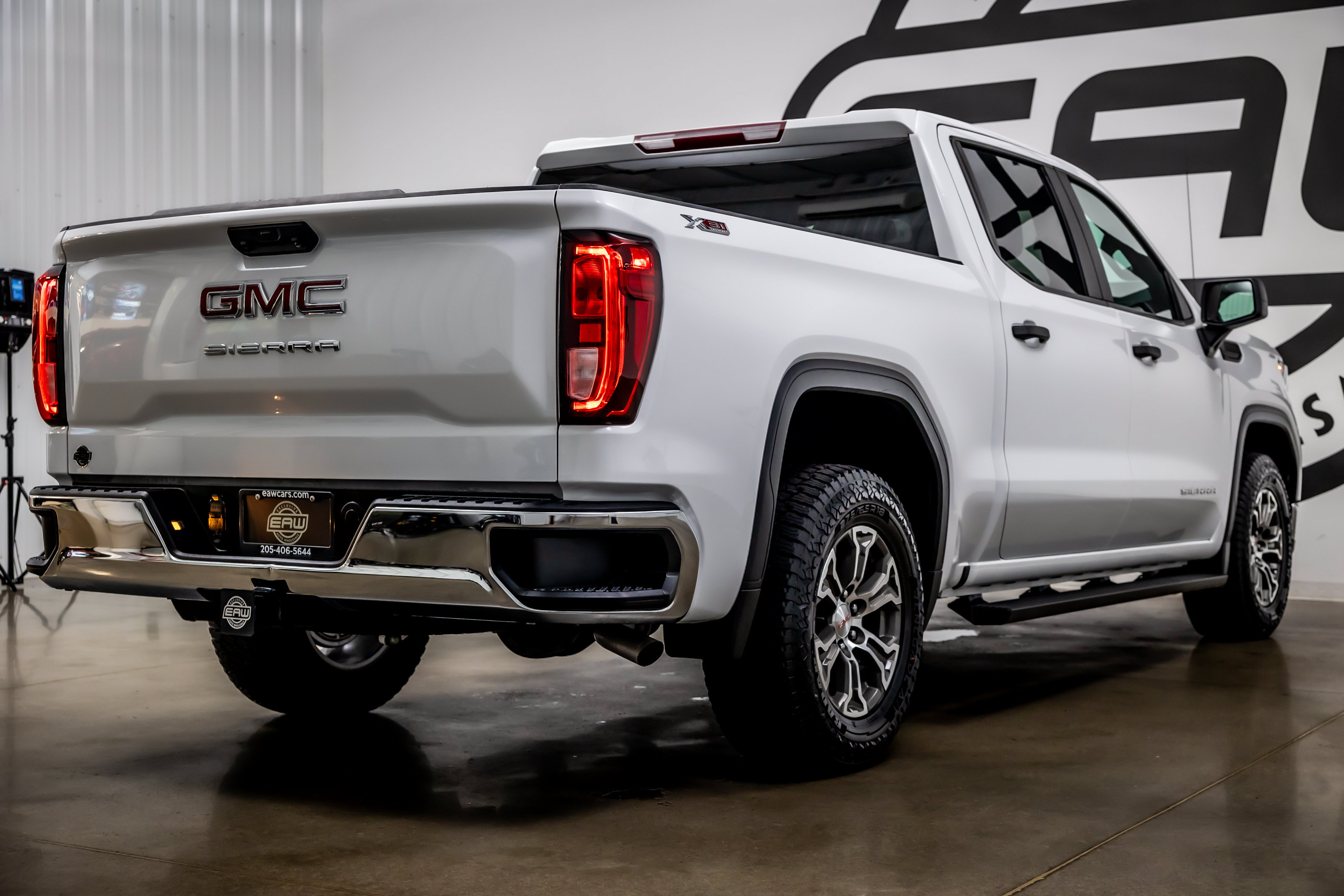 Used 2025 GMC Sierra 1500 Pro w/ Pro Value Package AWD/4WD image 33