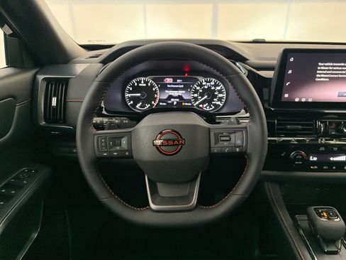 New 2026 Nissan Pathfinder Rock Creek w/ Rock Creek Premium Package AWD/4WD image 18