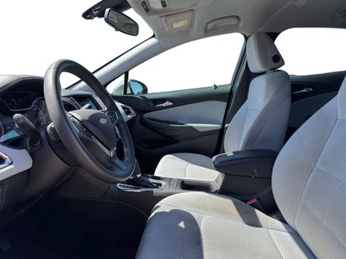Used 2019 Chevrolet Cruze LS w/ LS Convenience Package image 10