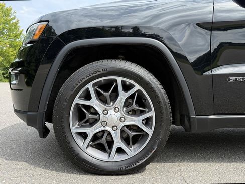 Used 2019 Jeep Grand Cherokee Limited w/ Luxury Group II AWD/4WD image 8