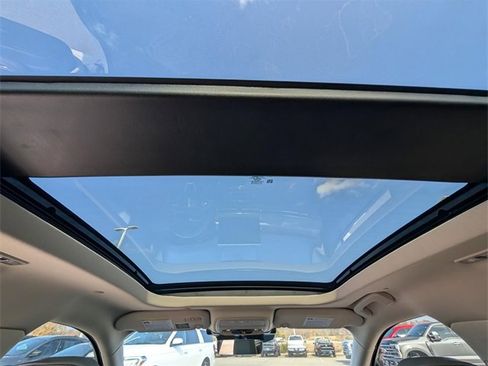 Used 2024 Lincoln Corsair Grand Touring w/ Equipment Group 301A image 15